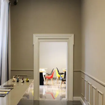 Be Italian Flat Piazza Bovio 22 4* Неаполь