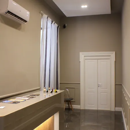 Be Italian Flat Piazza Bovio 22 Maison d'hôtes Naples