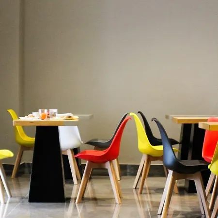 Be Italian Flat Piazza Bovio 22 Neapol