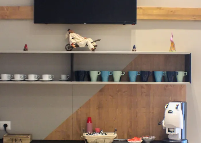 Be Italian Flat Piazza Bovio 22 بيت ضيافة نابولي