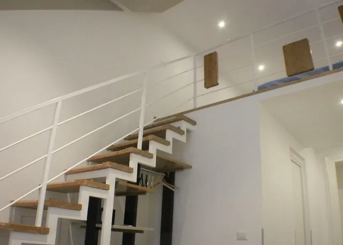 Be Italian Flat Piazza Bovio 22 بيت ضيافة نابولي