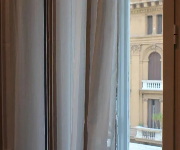 Be Italian Flat Piazza Bovio 22