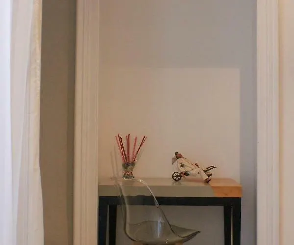 بيت ضيافة Be Italian Flat Piazza Bovio 22