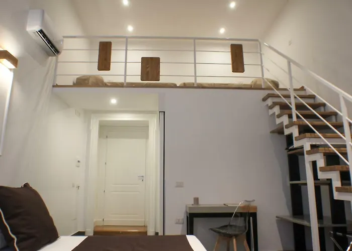 Be Italian Flat Piazza Bovio 22