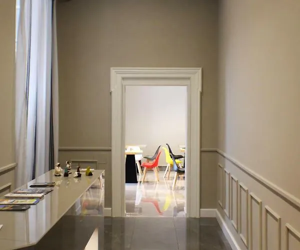 بيت ضيافة Be Italian Flat Piazza Bovio 22 4*