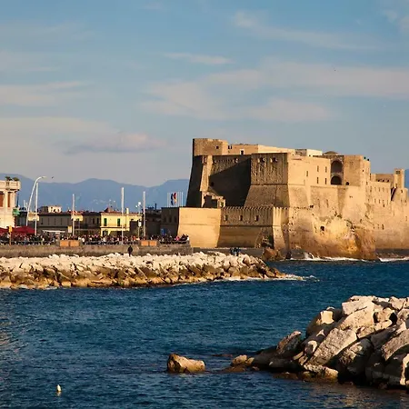 Be Italian Flat Piazza Bovio 22 Pensión 4*