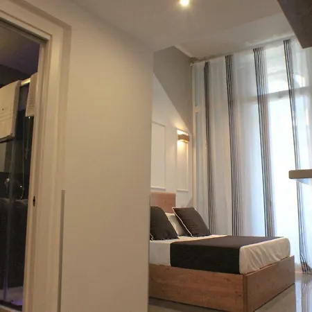 Be Italian Flat Piazza Bovio 22