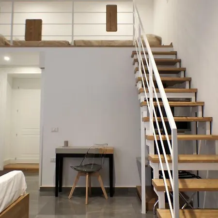 Be Italian Flat Piazza Bovio 22 4* Nápoles